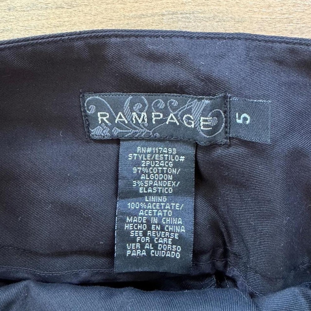 Vintage Rampage Y2K Black Low Rise Bermuda Shorts Office Siren Size 5 - Picture 5 of 5